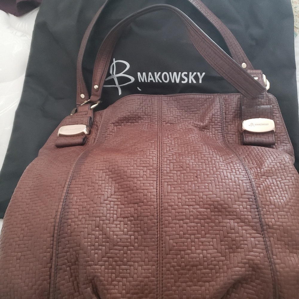 B. Makowsky bah